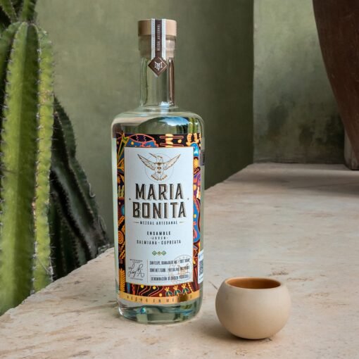 María Bonita Mezcal Artesanal 750 ml | Ensamble de Agave Salmiana y Cupreata - Image 2